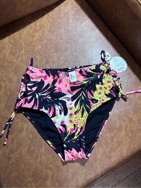 NWT Degree High Rise Tropical Print Bikini Bottoms and crop top